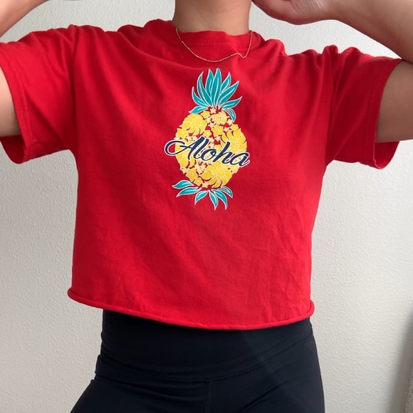 Red “aloha” cropped tee - Picture 3 of 4